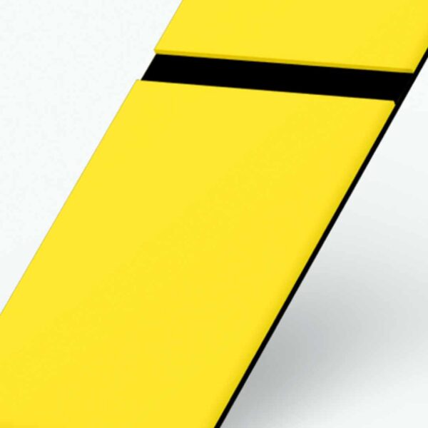 Plancha Lamicoid color Amarillo sobre Negro 122 x 60cm