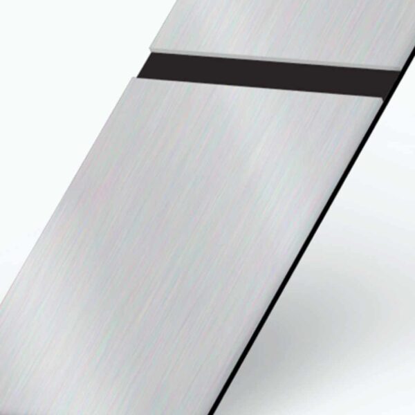 Planchas Lamicoid color Plata sobre Negro 122 x 60cm