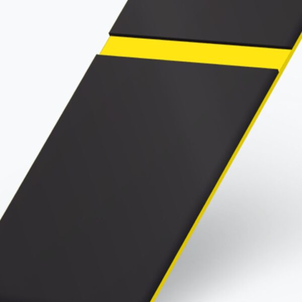 Planchas Lamicoid color Negro sobre Amarillo 122 x 60cm